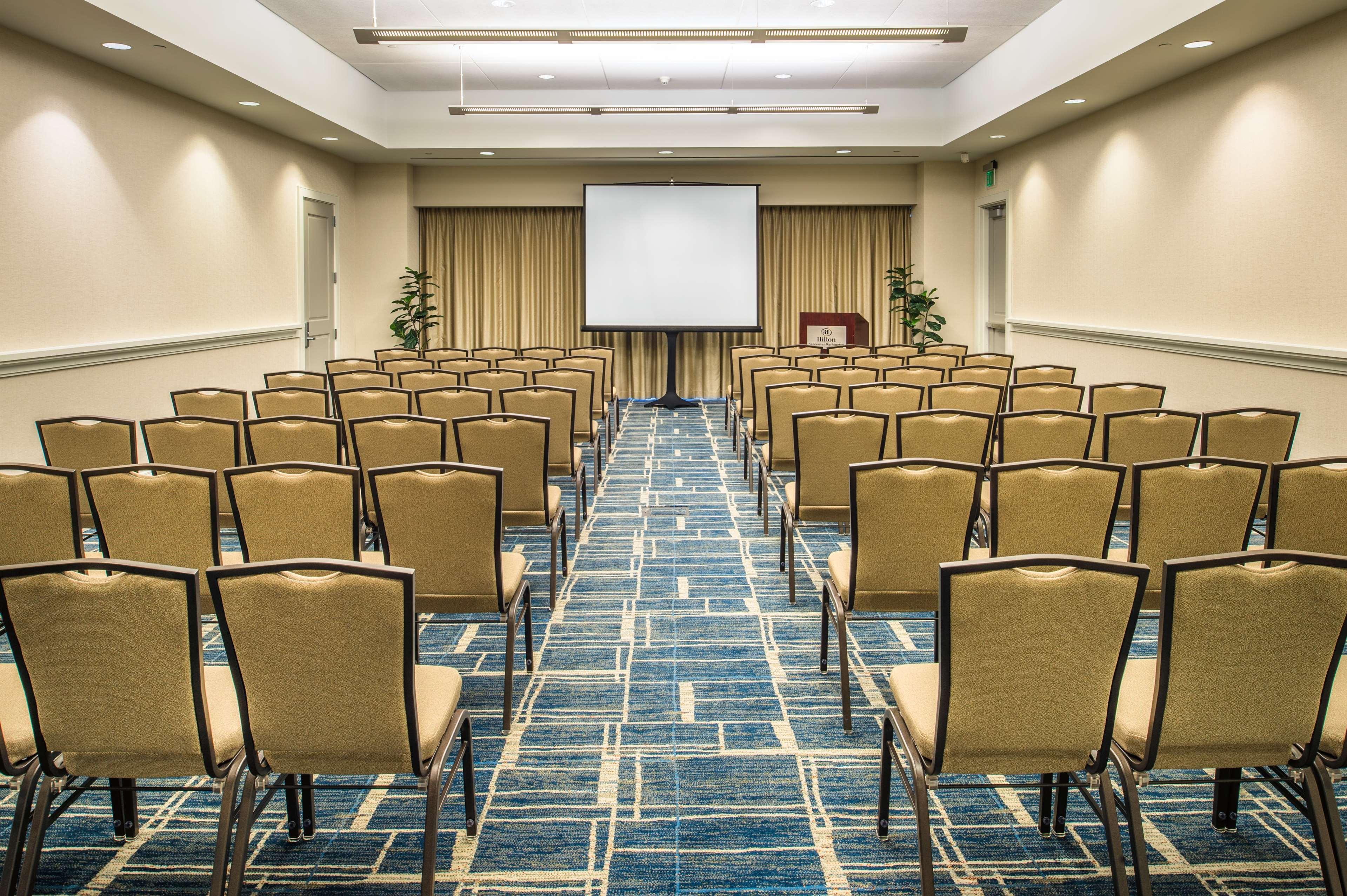 Hilton Vancouver Washington Exterior photo