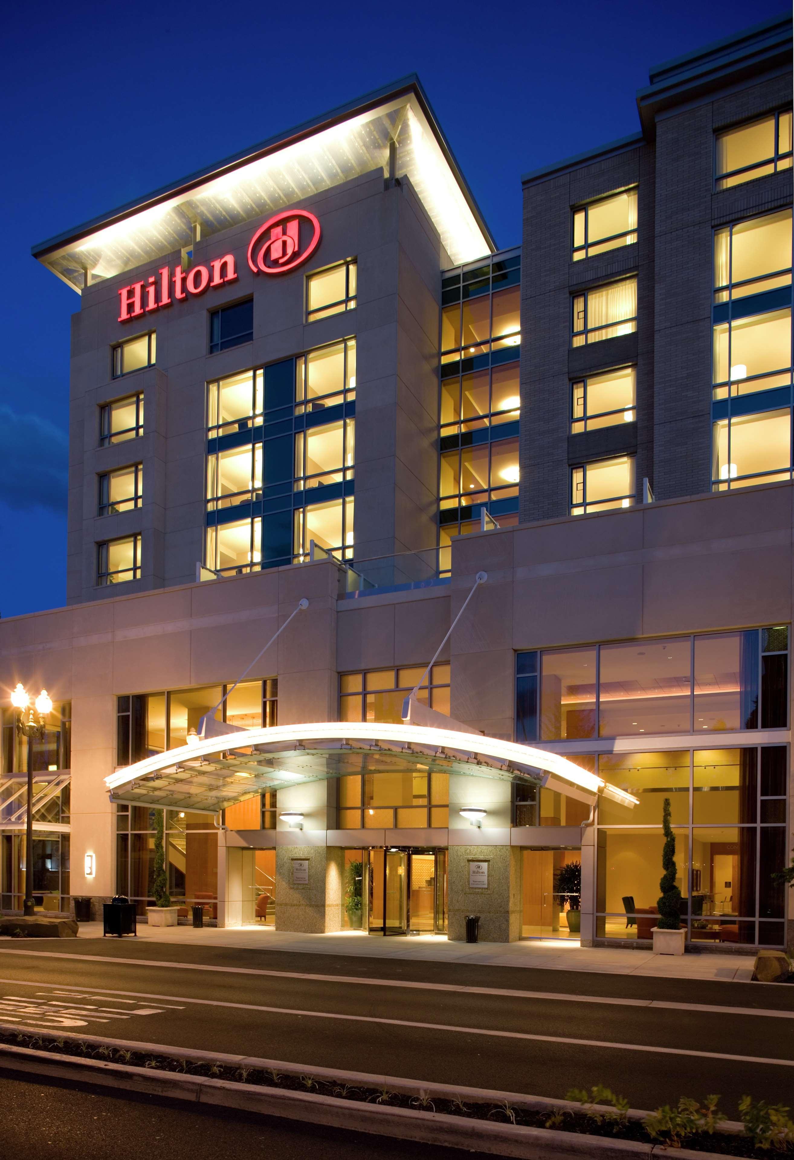 Hilton Vancouver Washington Exterior photo