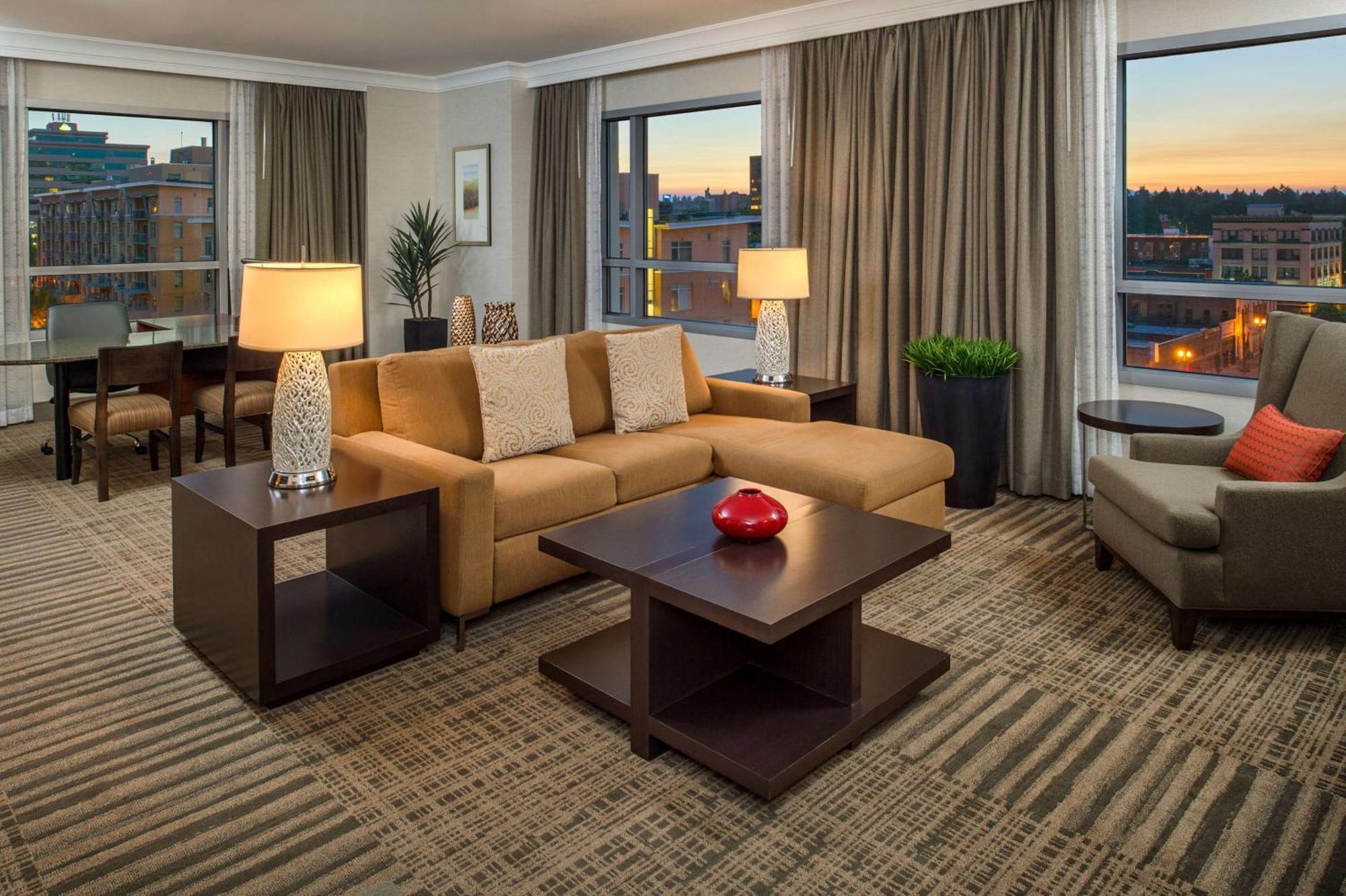 Hilton Vancouver Washington Exterior photo